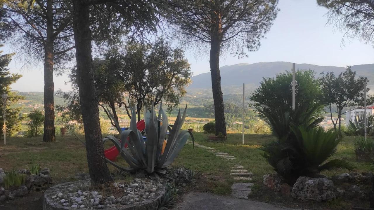 לינה וארוחת בוקר אסקולי פיצ'נו Parco Dei Gelsomini מראה חיצוני תמונה